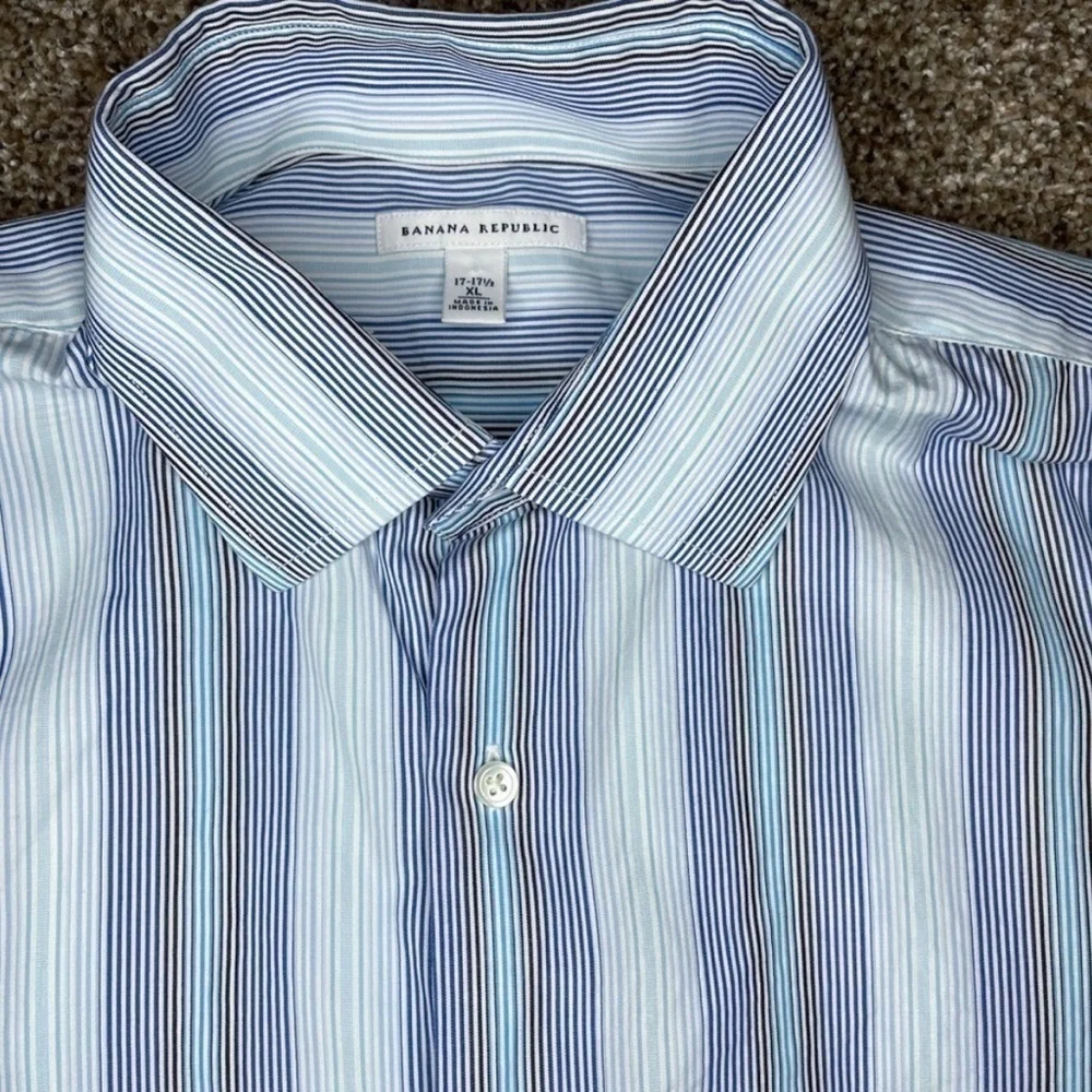 Banana Republic Striped Button Up Dress Shirt